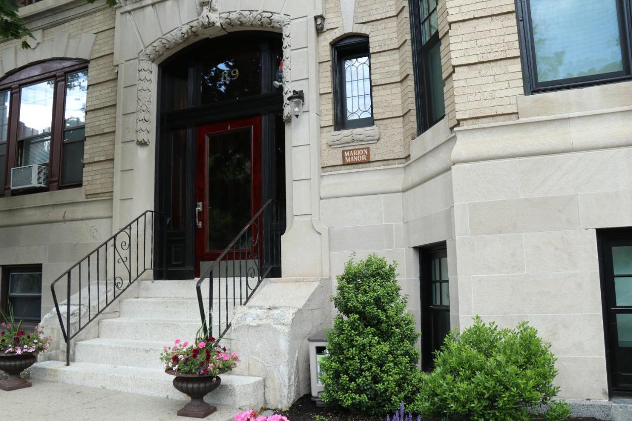 A Stylish Stay W/ A Queen Bed, Heated Floors.. #18 Brookline Eksteriør bilde